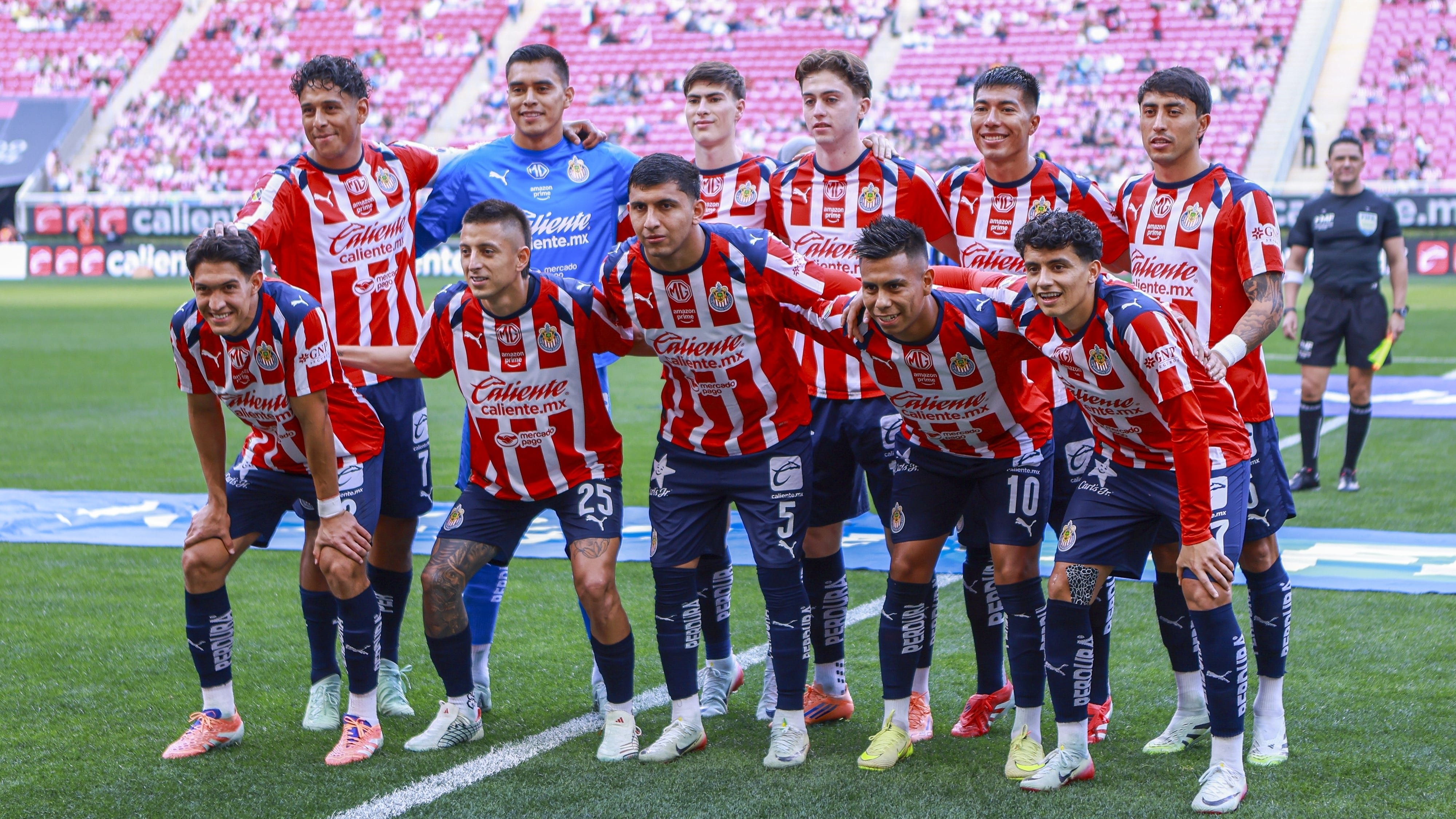 Chivas domina la convocatoria: 15 jugadores irán a la Selección Mexicana