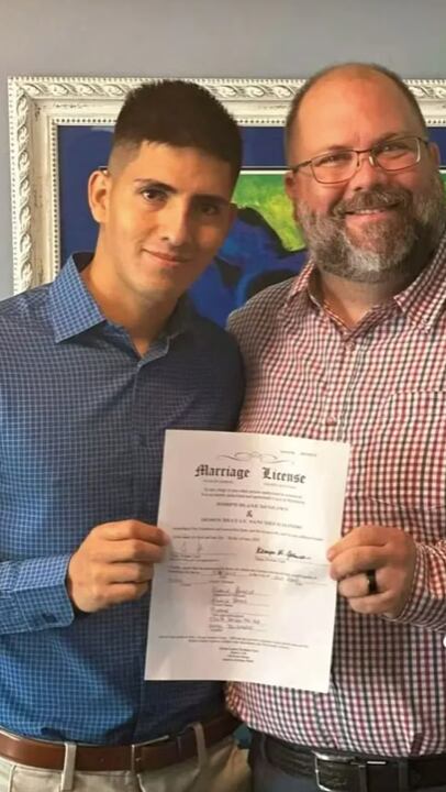 Bryan Galindo se casa con un hombre