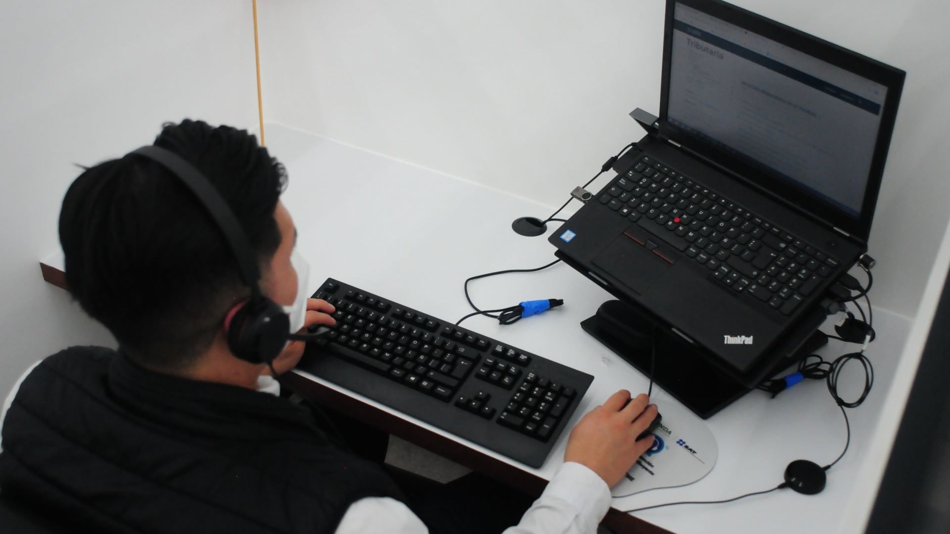 Lo que la generación Z hace en trabajos y enoja a empresas