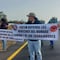 Bloqueo en Nezahualcóyotl hoy: Trabajadores de Parque Ecológico Texcoco realizan cortes intermitentes en autopista Peñón-Texcoco