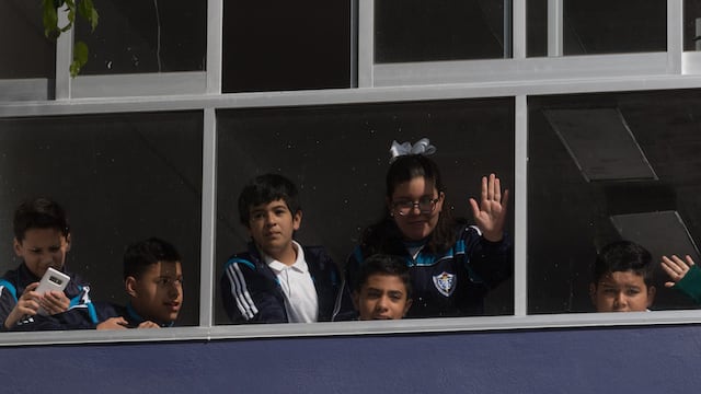 Los documentos oficiales de los alumnos de escuelas privadas ya no podrán ser retenidos, determina la SCJN