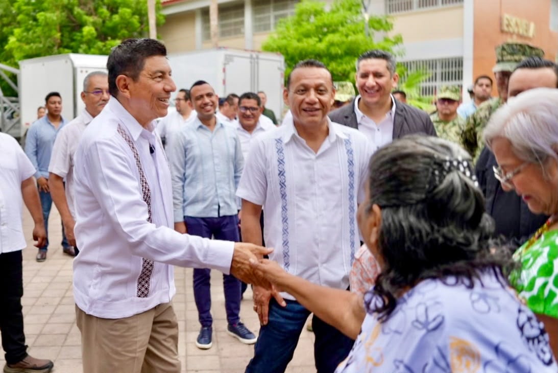 Salomón Jara garantiza coordinación para la gobernabilidad de Juchitán