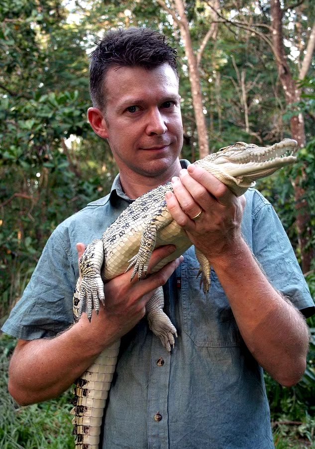 Adam Britton, zoólogo y zoosadista