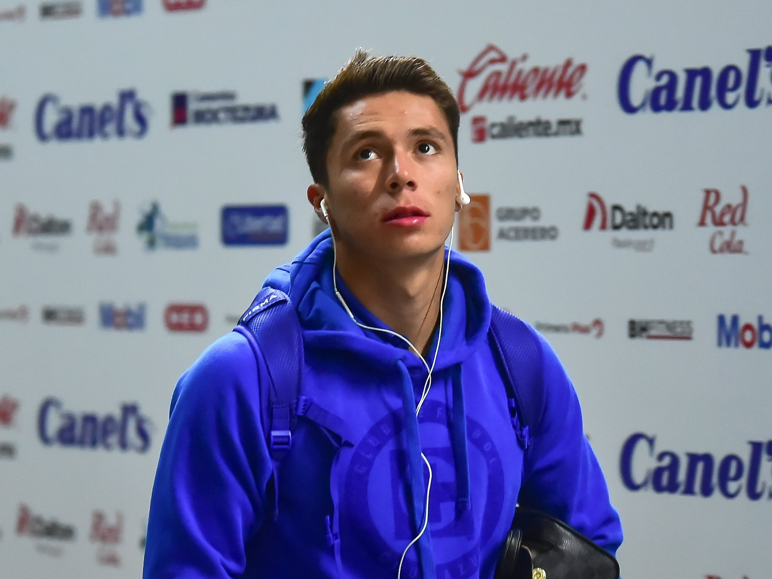 Rodrigo Huescas con Cruz Azul.