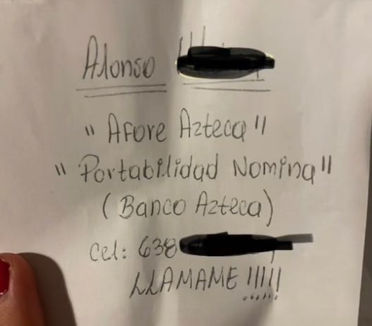 Nota de empleado de Banco Azteca