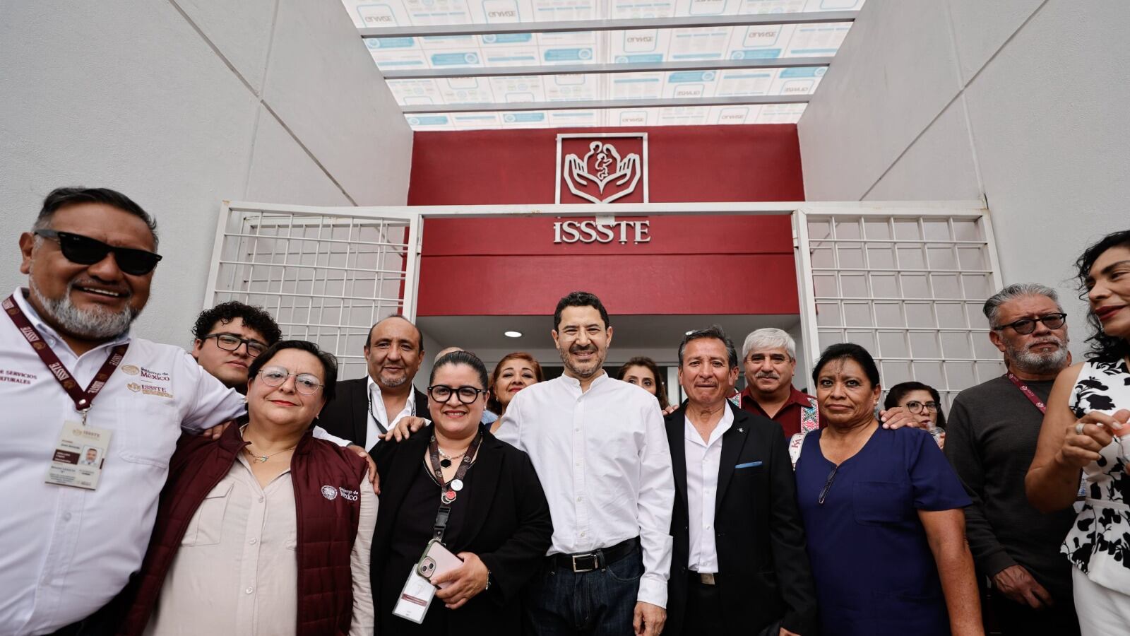 Martí Batres reconoce a la Clínica Mixquiahuala como la primera en concluir mejoras y equipamiento del programa “La Clínica es Nuestra”