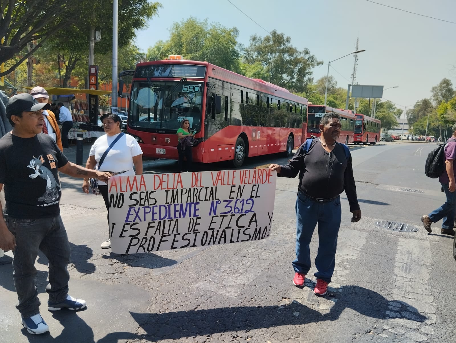 Bloqueo en calzada Ignacio Zaragoza