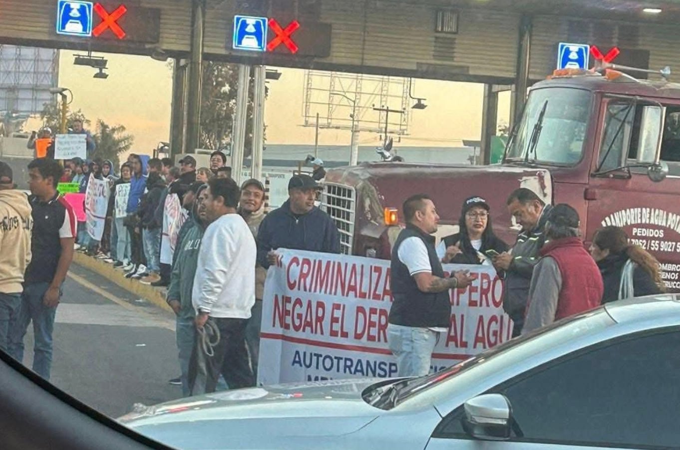Bloqueos hoy 27 de octubre: piperos de CDMX y Edomex aseguran que no son huachicoleros