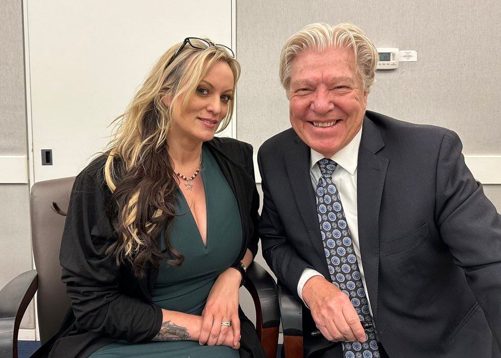 Stormy Daniels en su juicio contra Donald Trump
