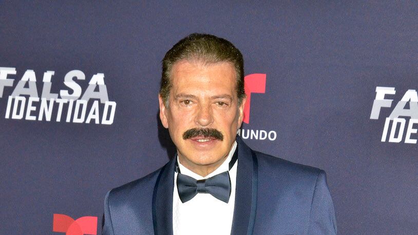Sergio Goyri ejerce como mecánico para ayudarse en la pandemia