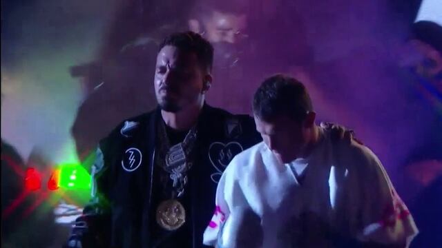 J Balvin y Canelo