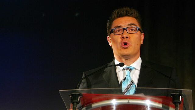 Antonio Rosique
NUEVA IMAGEN CEMENTERA
Photo of Antonio Rosique, during the unveiling of the new Cruz Azul uniform./Foto de Antonio Rosique, durante la develacion del nuevo uniforme de Cruz Azul. 20 July 2009. MEXSPORT/OMAR MARTINEZ