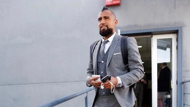 Vidal con el cuadro culé.