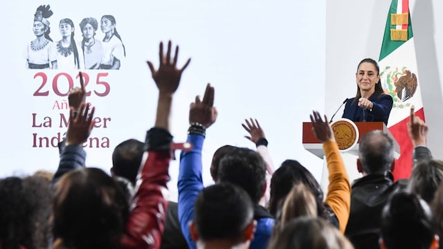 Claudia Sheinbaum, presidenta de México, durante la conferencia matutina realizada en Palacio Nacional