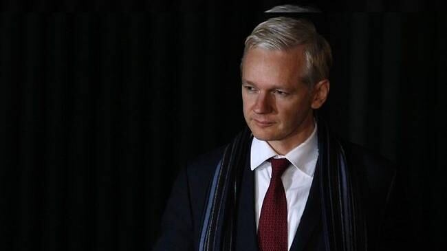 Julian Assange, peor que una granada