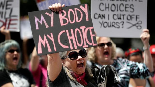 "Mi cuerpo, mi decisión". Protestas por leyes antiaborto en EU.