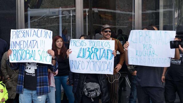Protesta por la liberación de los defensores Irineo Mujica y Cristobal Sánchez.