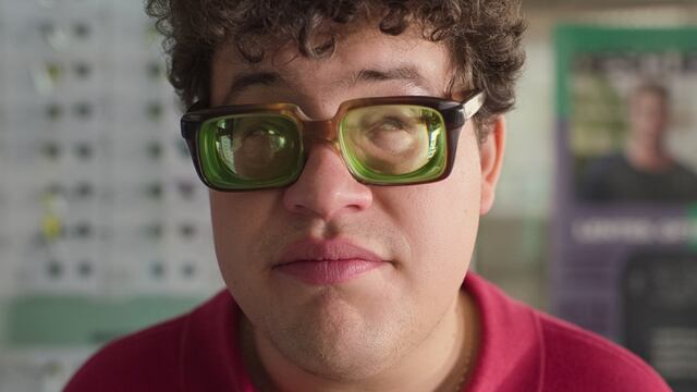 Ojitos de Huevo en Netflix tendrá segunda temporada aunque el protagonista aún no lo sabe