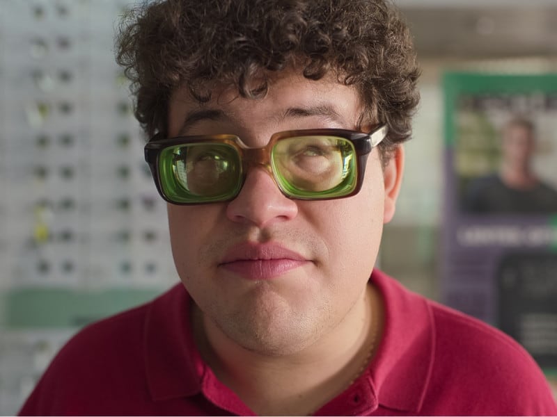 Ojitos de Huevo en Netflix tendrá segunda temporada aunque el protagonista aún no lo sabe
