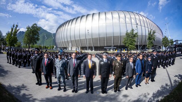 Samuel García encabeza graduación de 363 elementos de Fuerza Civil