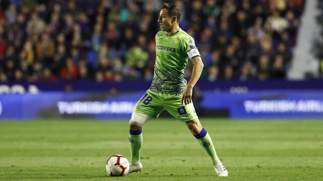 Guardado fue titular y jugó los 90 minutos