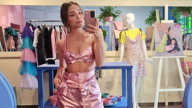 Ella es Paola Wong, diseñadora mexicana que colabora en Barbie Día de Muertos 2023