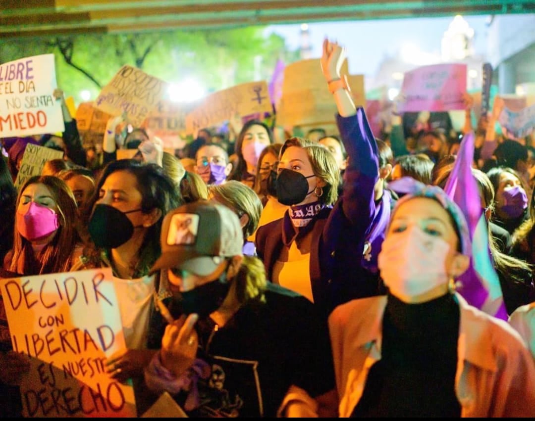 Mariana Rodríguez en marcha del 8M