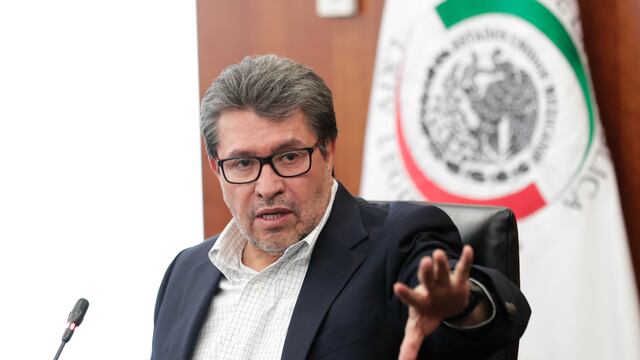 Iniciativa sobre outsourcing no va a la congeladora: Monreal