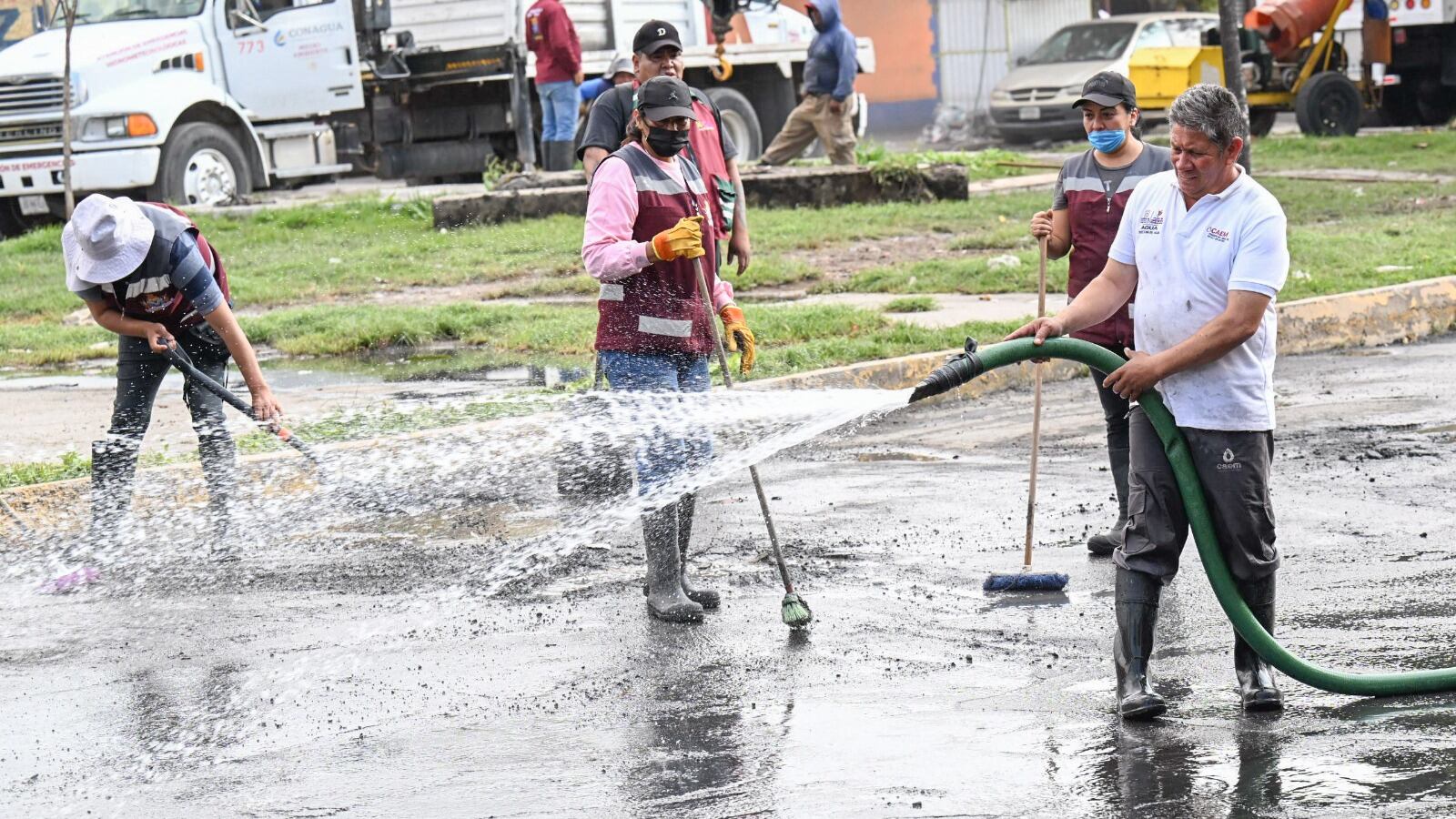 Gobierno de Edomex refuerza acciones con Programa “La Escuela es Nuestra” tras fuertes lluvias en Nezahualcóyotl
