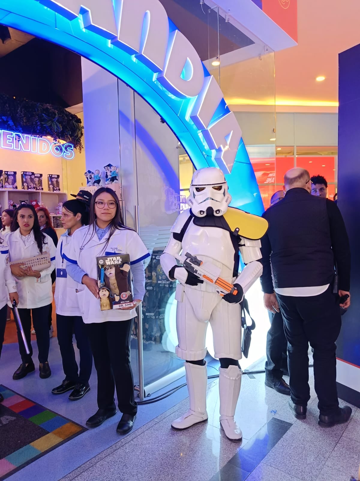 Dr. Simi tendrá una edición especial Jedi Fan