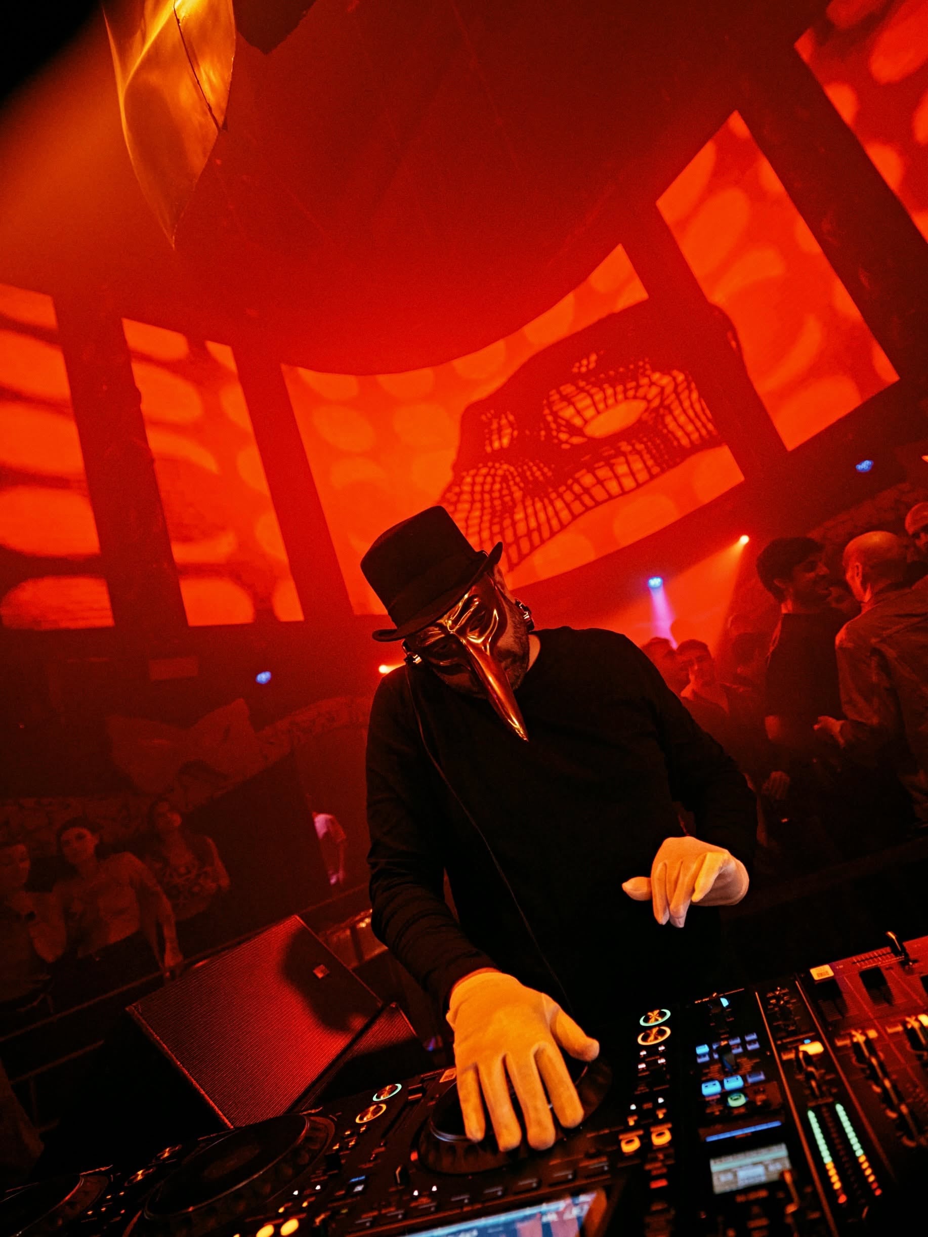 Claptone