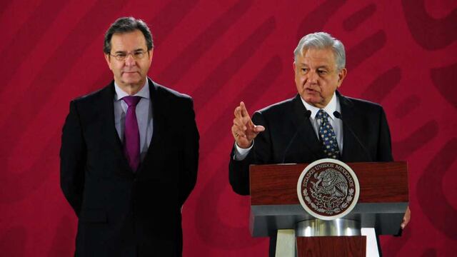 Como se puede apreciar, el nudo gordiano entre la CNTE y AMLO es el control de las plazas del magisterio.