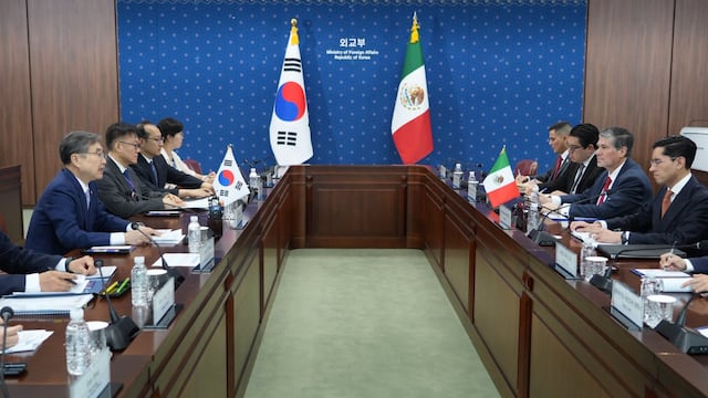 Roberto Velasco en Corea del Sur