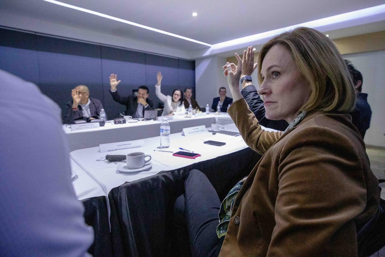 Expertos participan en consulta de Libia Dennise García Muñoz Ledo para potencializar el crecimiento económico de Guanajuato