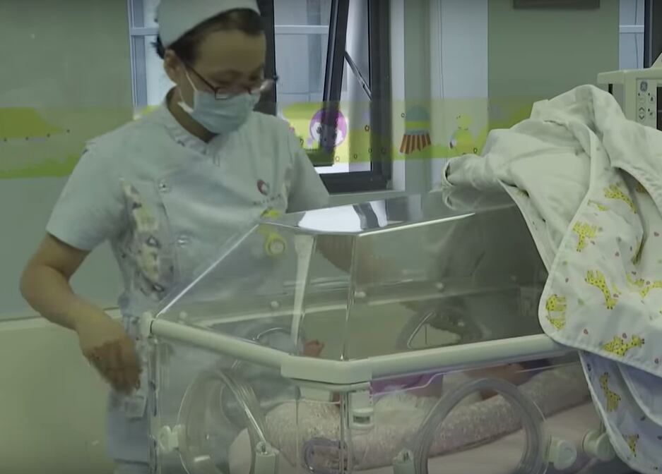 Bebé de sexagenaria.