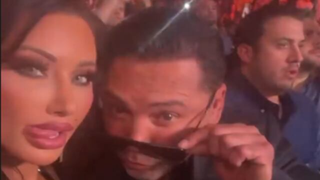 Holly Sonders y Óscar de la Hoya