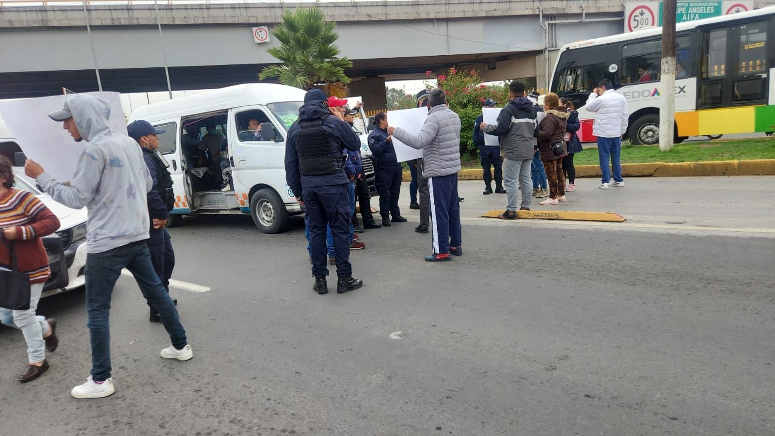 Bloqueo en Vía Morelos, Ecatepec, hoy 27 de julio