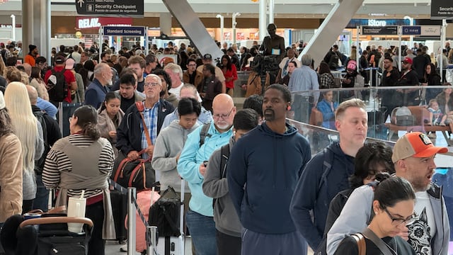 Crisis en aeropuertos de EU