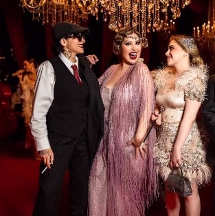 Foto que Cristy Nodal, la mamá de Christian Nodal, puso mostrando a Cazzu.