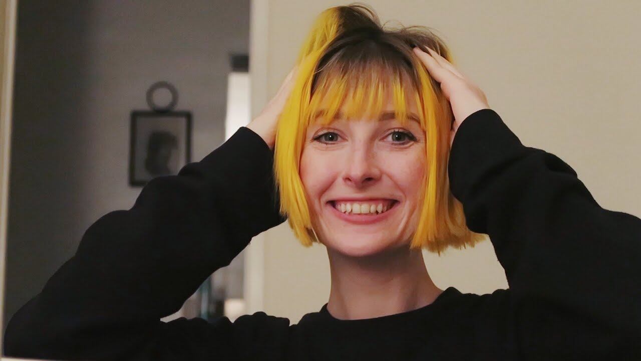 Tessa Violet les pregunta a sus fans si estaría bien hacer cover de Shakira en el Corona Capital 2023