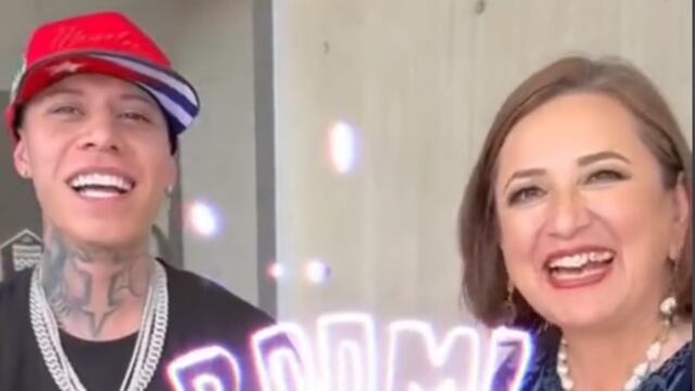 Santa Fe Klan y Xóchitl Gálvez