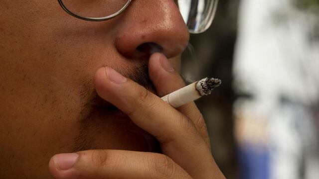 Walmart solicitó un amparo en contra de la ley antitabaco