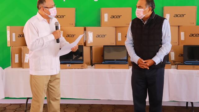 Héctor Astudillo Flores.