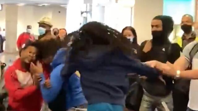 Pelea aeropuerto de Miami