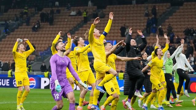 Champions League 2026: Equipos que avanzaron a octavos de final tras ganar playoffs.