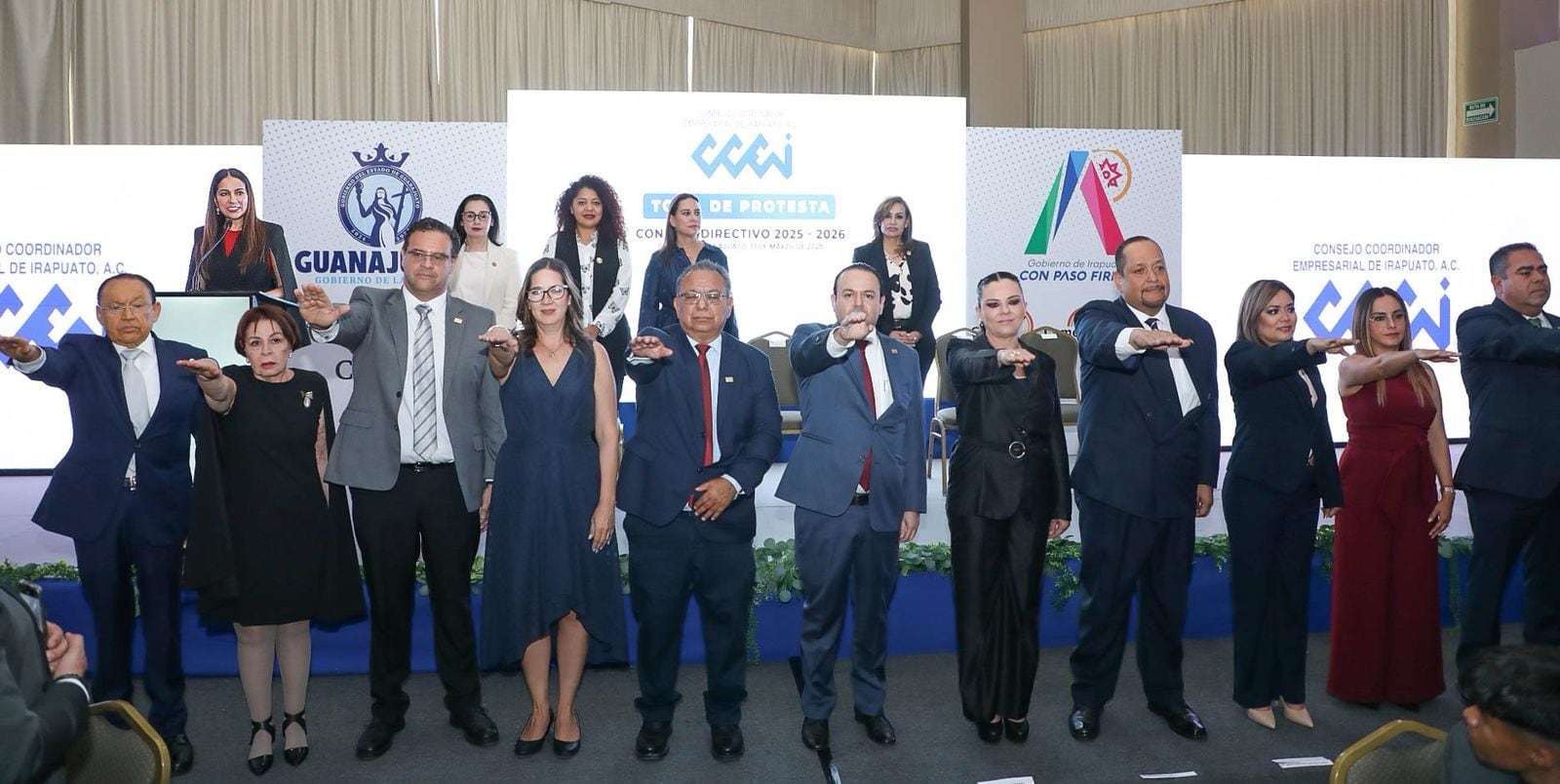 Libia Dennise García Muñoz Ledo y CCEI firman convenio