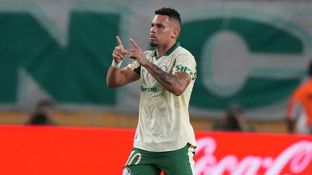 Paulinho, futbolista del Palmeiras de Brasil.