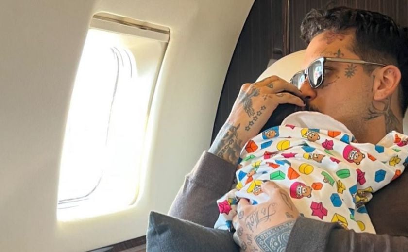 Christian Nodal y su hija Inti