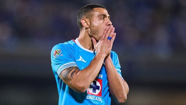 ¡Milagro celeste! Cruz Azul por fin le encontró equipo a Giakoumakis y podrán ir por nuevo delantero.