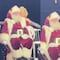 Madonna provoca tremenda caída de un Santa Claus que no soportó tanto baile candente (VIDEO)